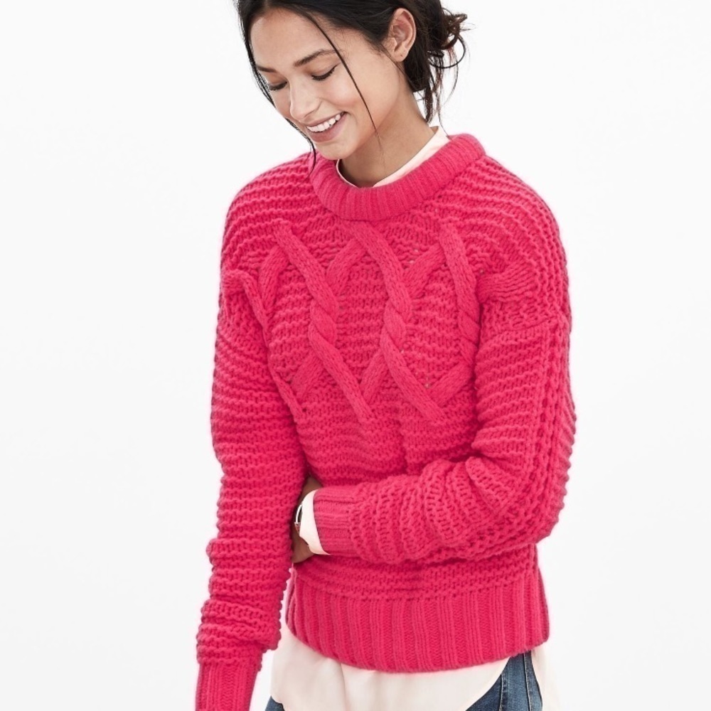 Banana Republic merino chunky pink cable sweater S